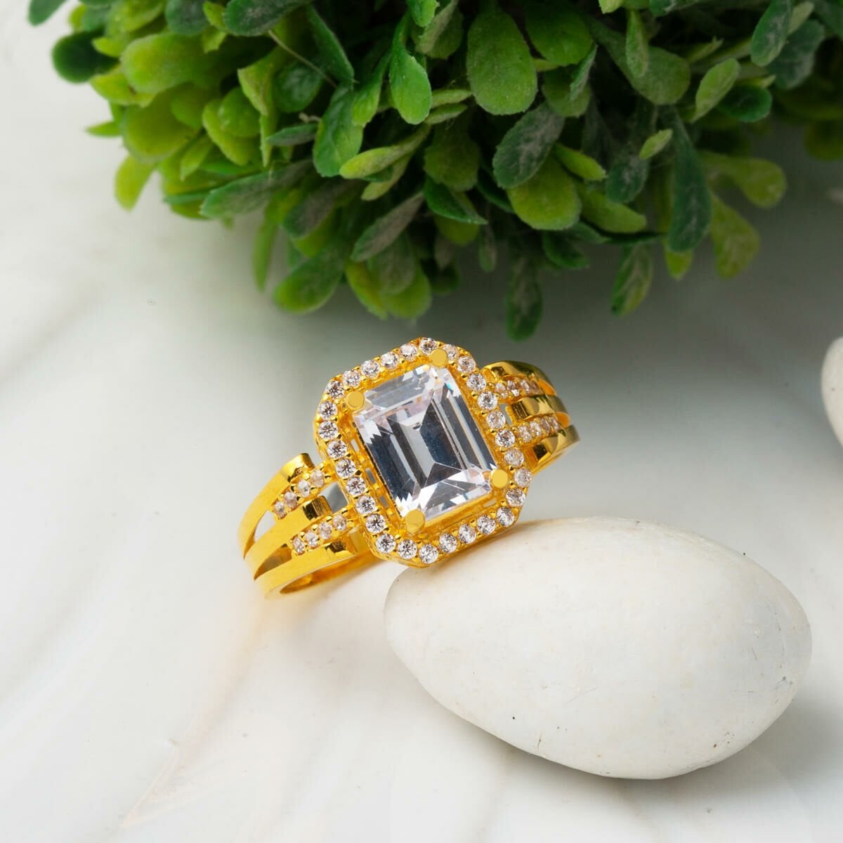 22K Yellow Gold Ribbed Baguette Cubic Zirconia Ring
