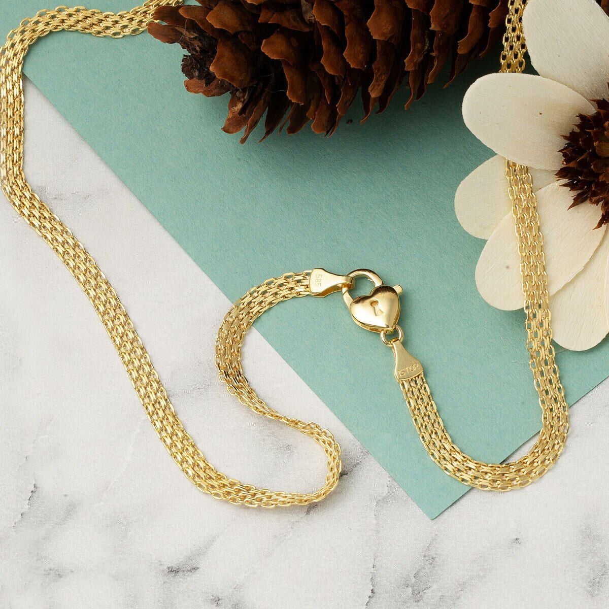 14K Yellow Gold Heart Lock Chain Collar Necklace