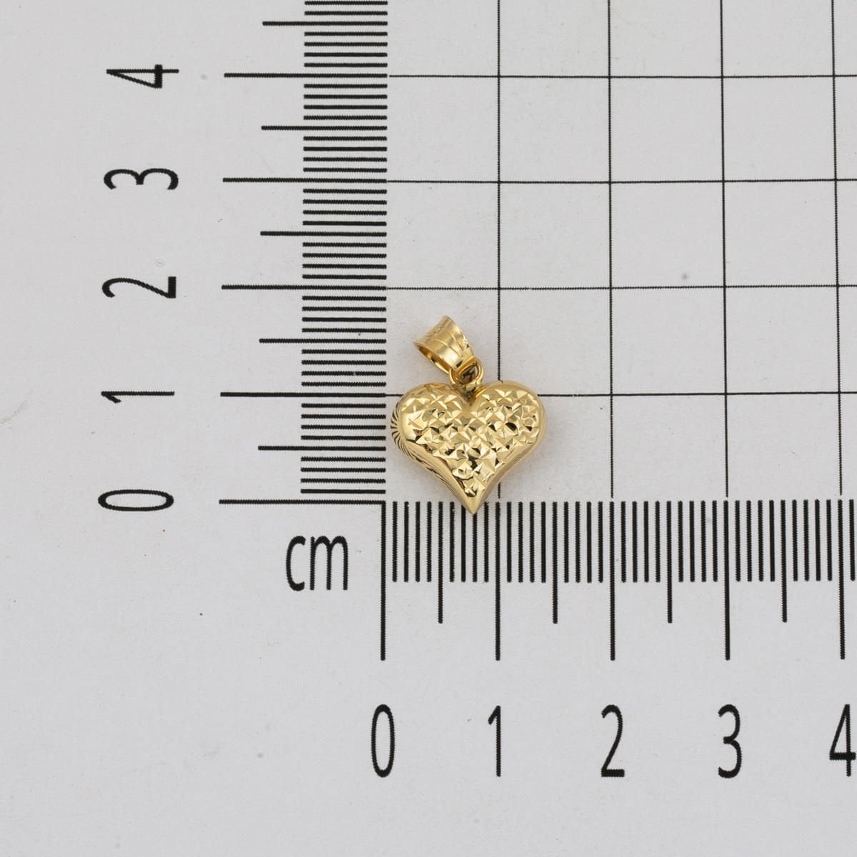 14K Yellow Gold Engraved Patterned Heart Necklace