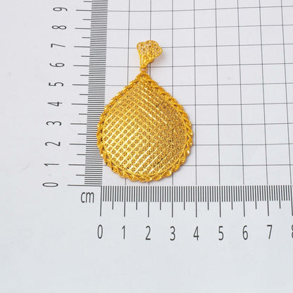 22K Yellow Gold Large Engraved Necklace