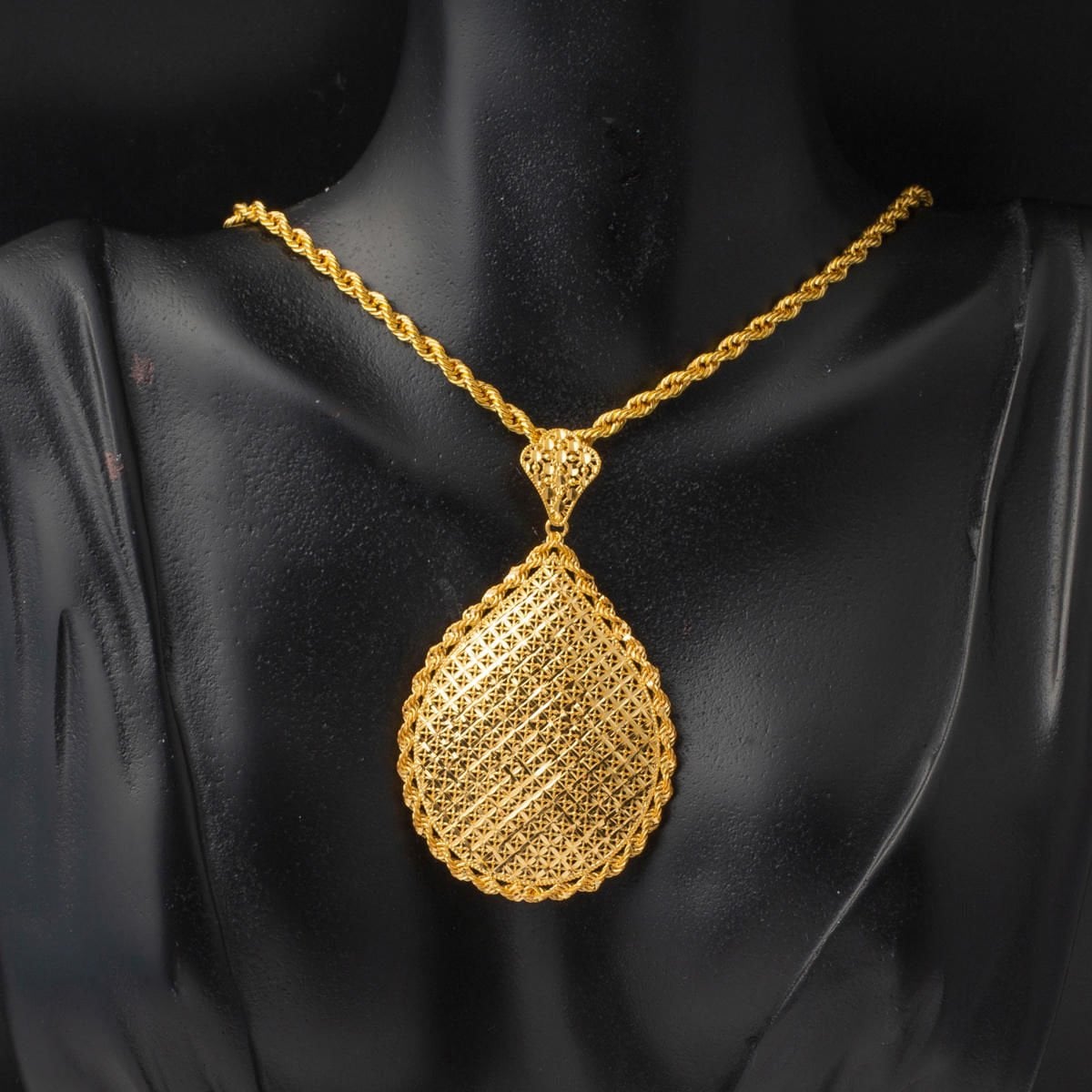 22K Yellow Gold Large Engraved Necklace