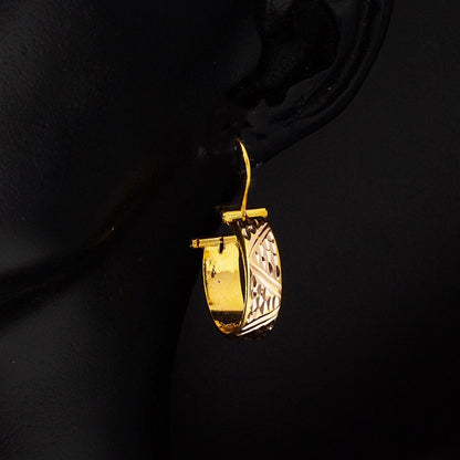 14K Yellow Gold Hand Engraved Aleppo Weave Earrings (2.5 g)