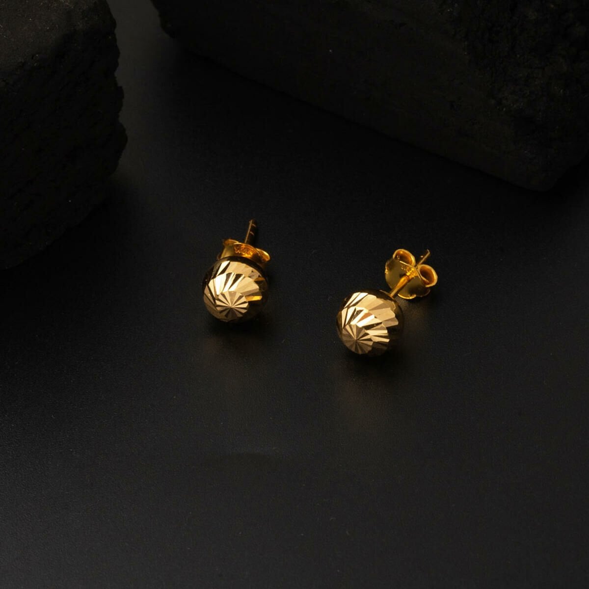 22K Yellow Gold Hand Engraved Ball Earrings 6 mm