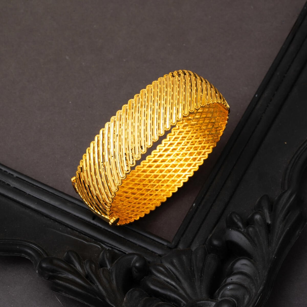 14K Yellow Gold Hand Engraved High Polish Hinged Cuff Bangle