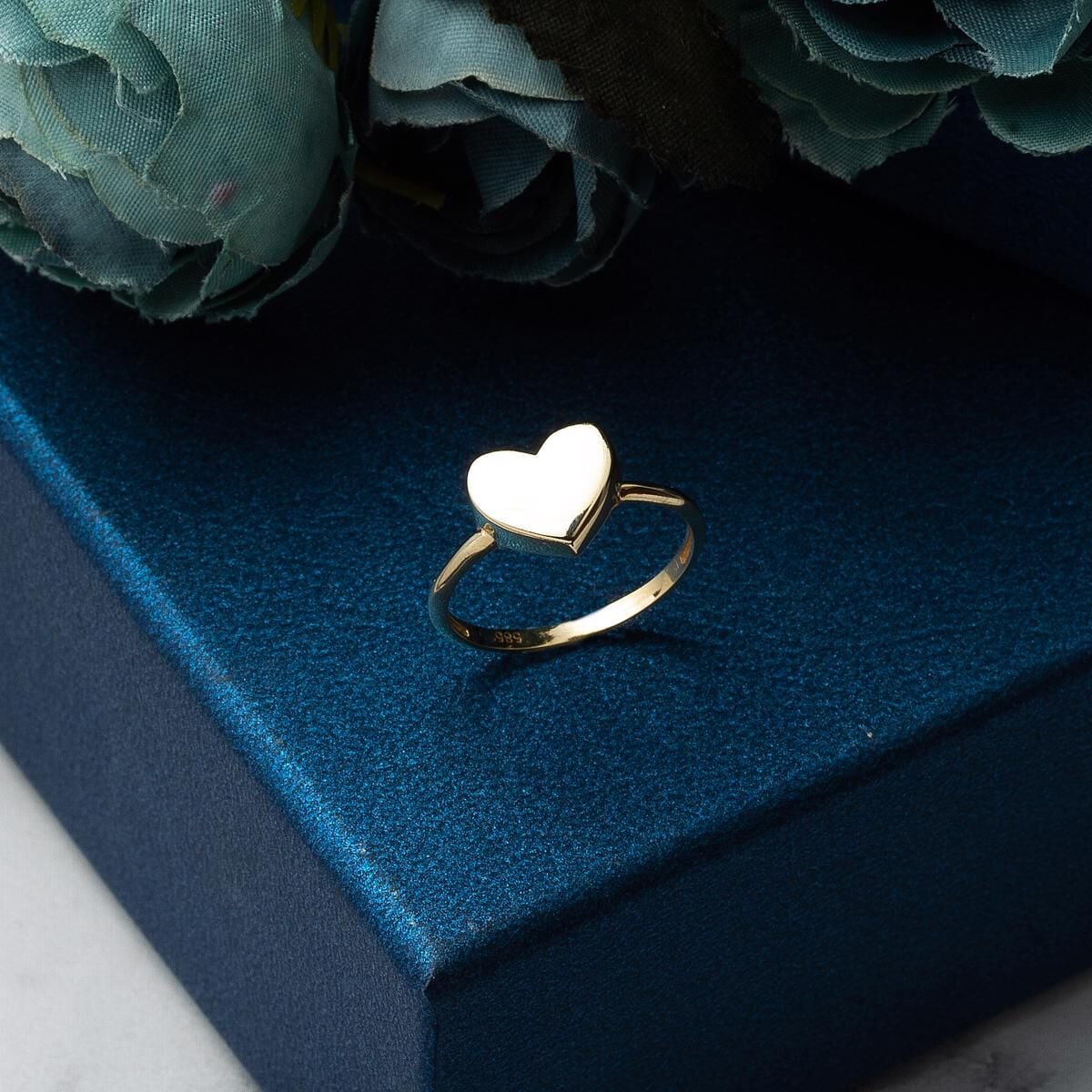 14K Yellow Gold Heart Pinky Ring