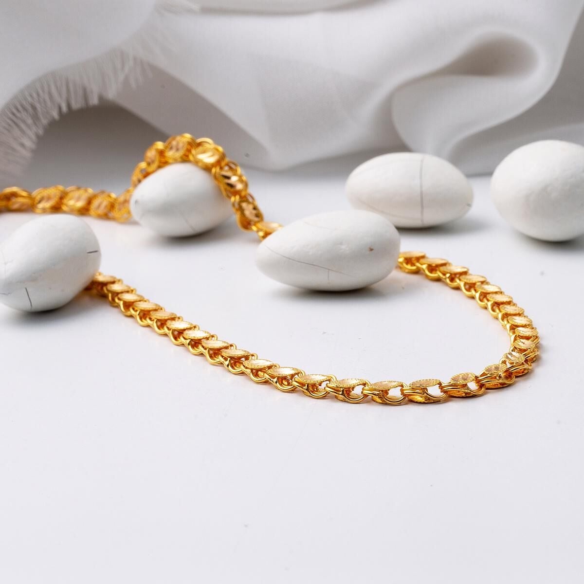 14K Yellow Gold Watermelon Seed Sequin Chain 55 cm