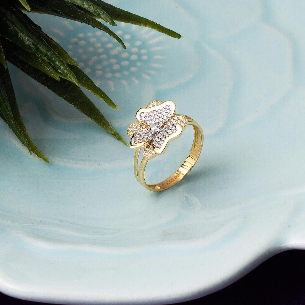 14K Yellow Gold Butterfly Cubic Zirconia Ring (2.72 g)