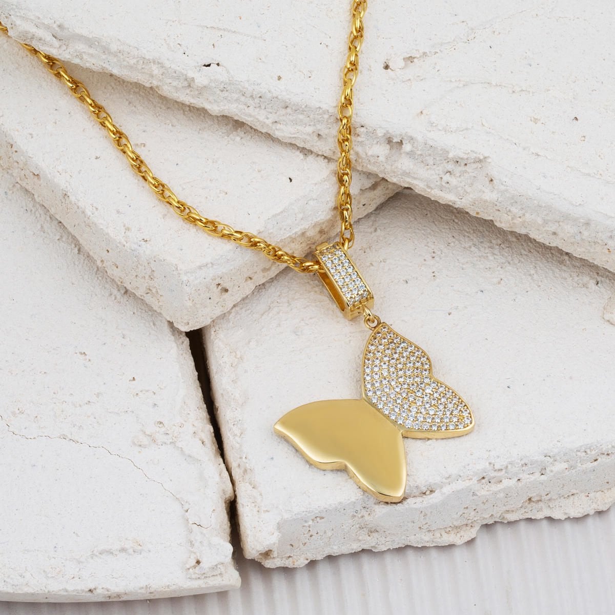 14K Yellow Gold Butterfly Braided Chain Cubic Zirconia Necklace