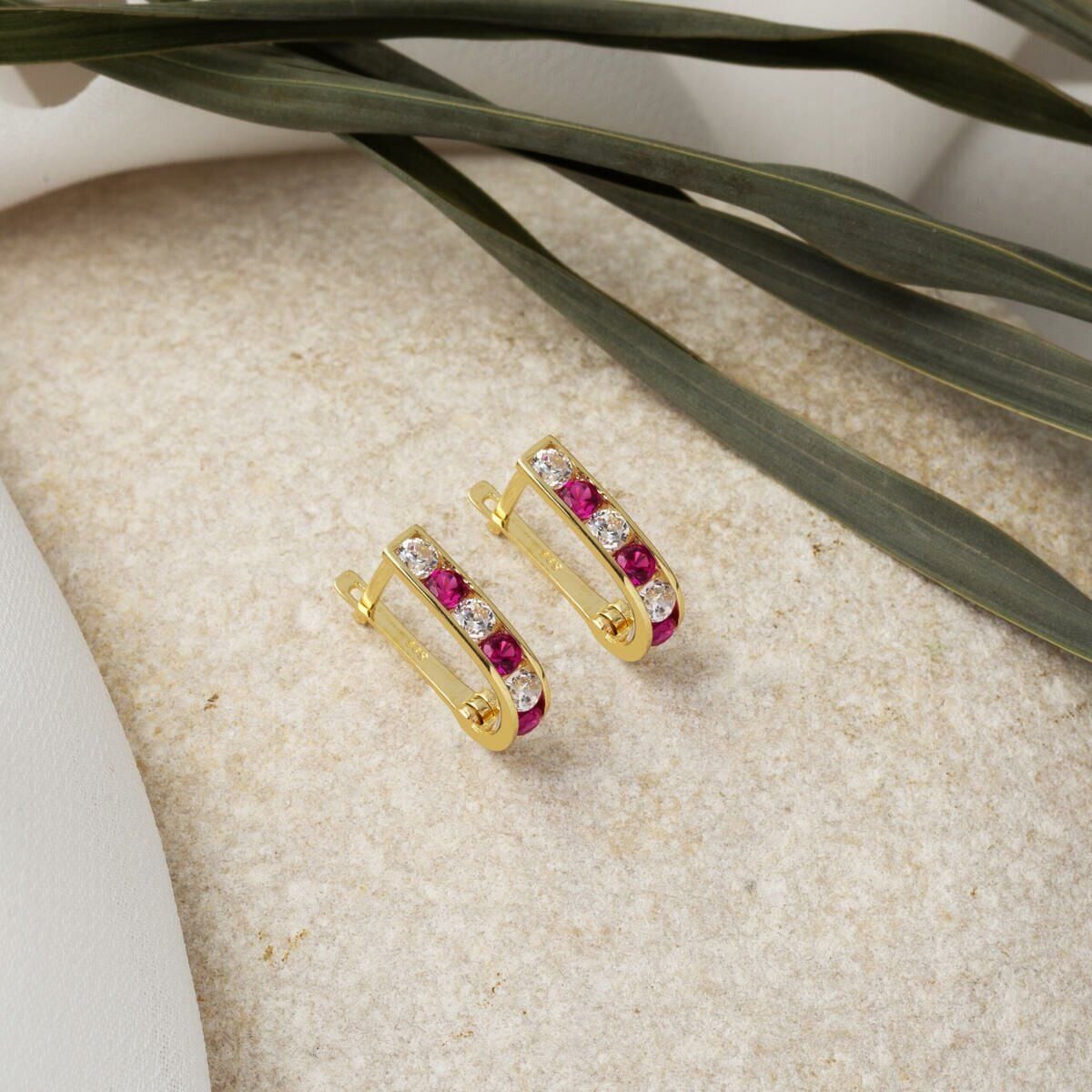 14K Yellow Gold Rose Cubic Zirconia Children's Earrings (1.11 g)