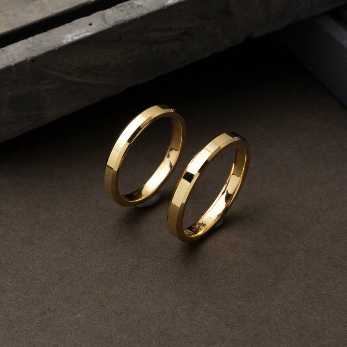 14K Yellow Gold Classic Square-Cut 3 mm Wide Double Wedding | Goldia.com