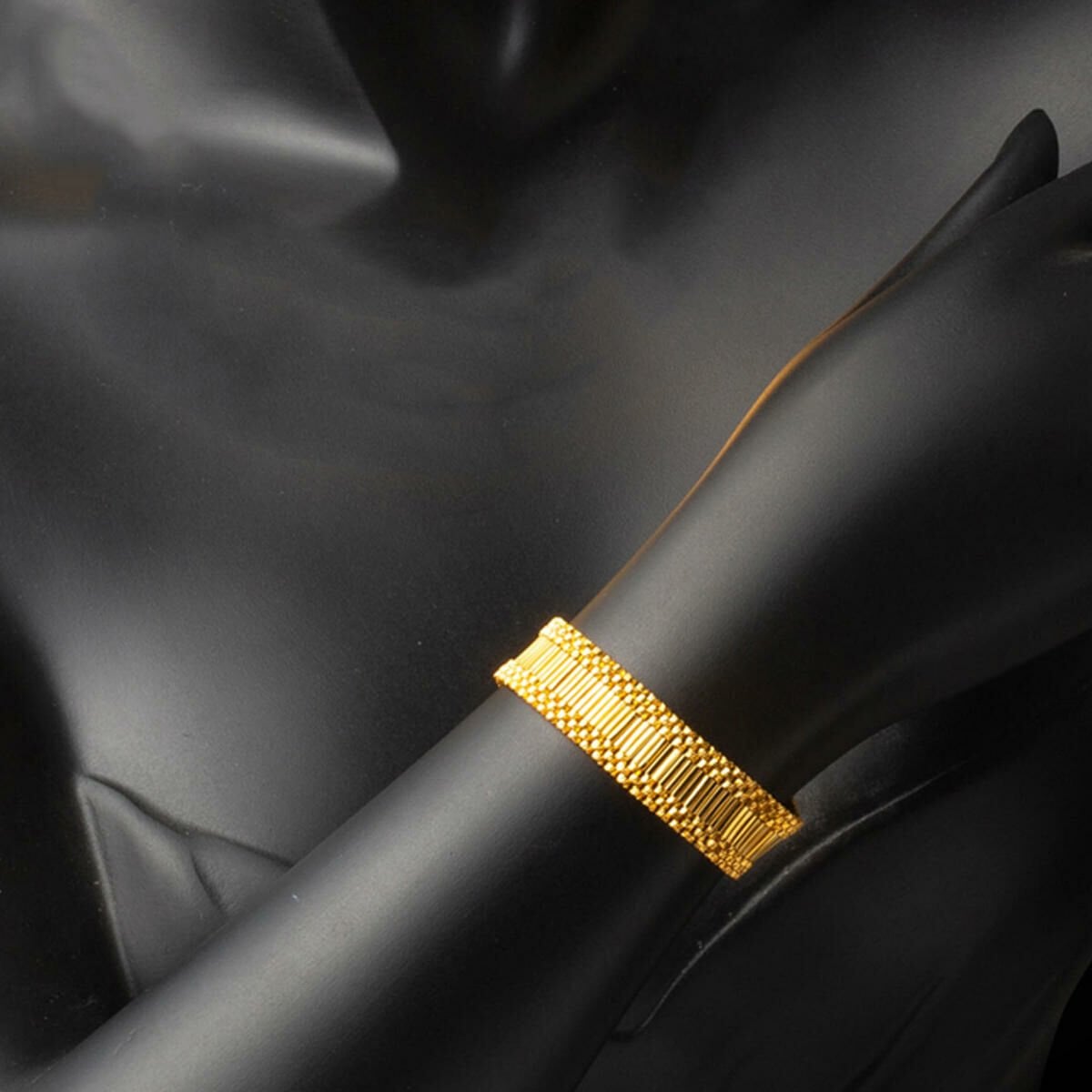 14K Yellow Gold Cleopatra Bracelet