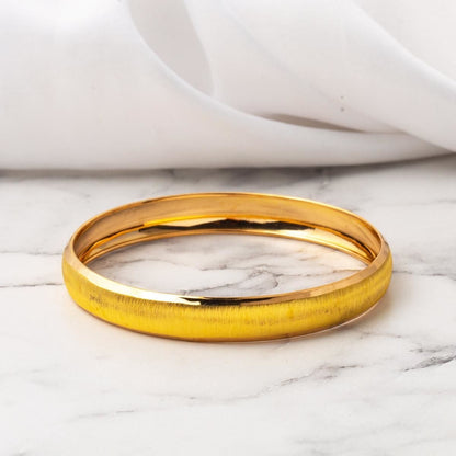 22K Yellow Gold Sand Setina Bangle