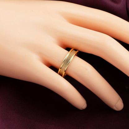 14K Yellow Gold Sandblasted Wedding Band Set (5.5 g)