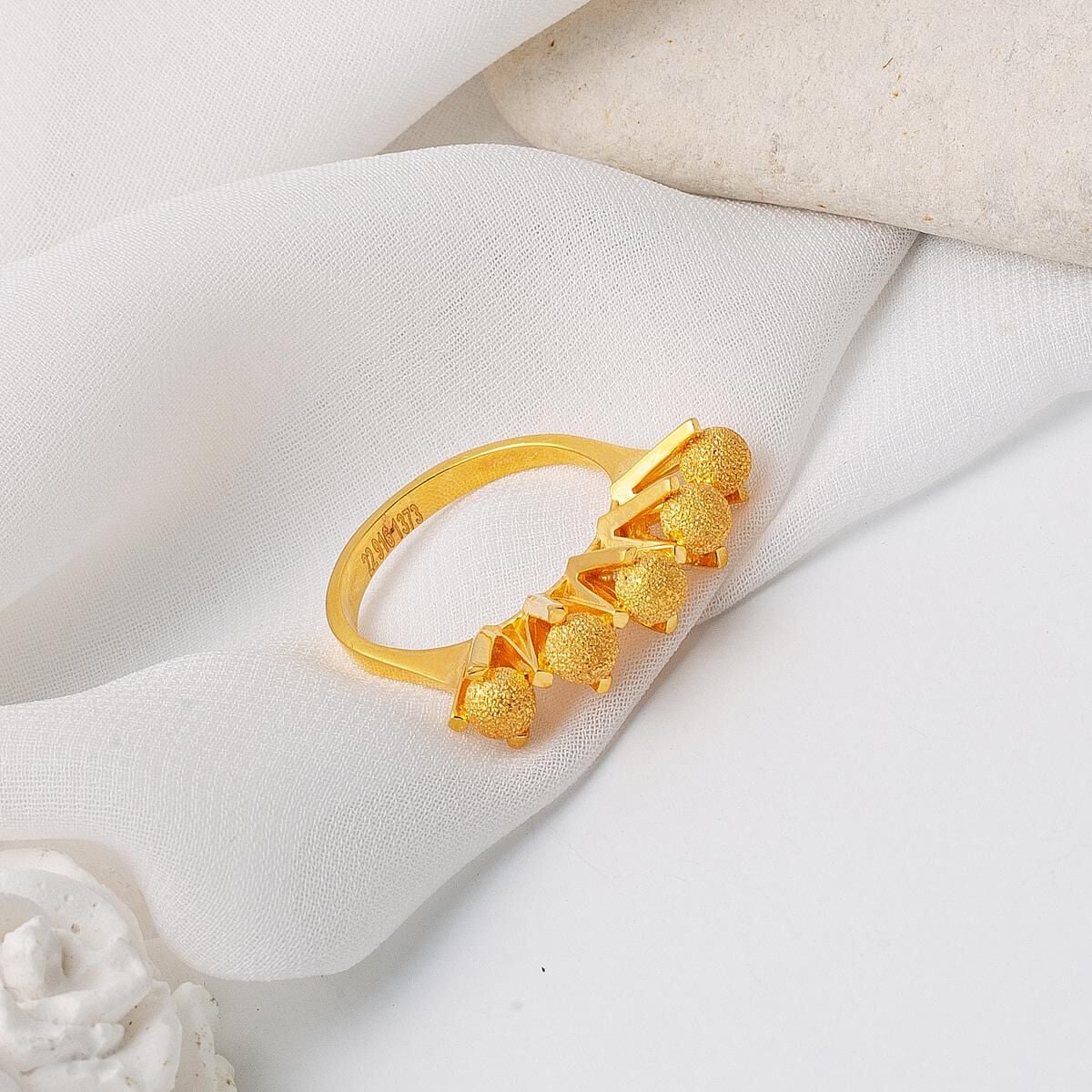 22K Yellow Gold Sandblasted Ball Ring (5.77 g)