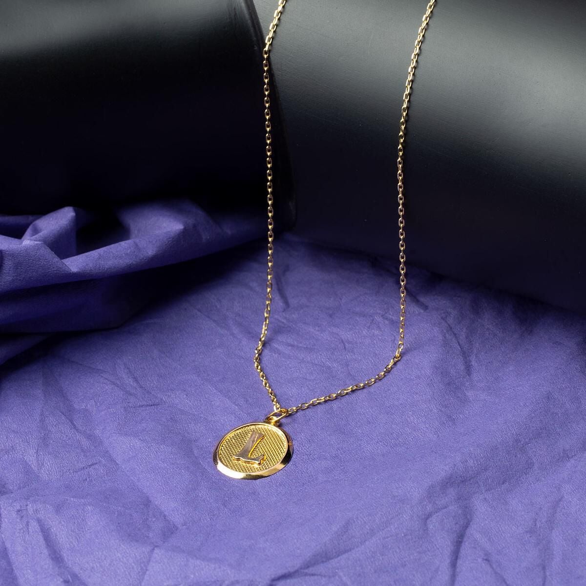 14K Yellow Gold Oval L Initial Necklace