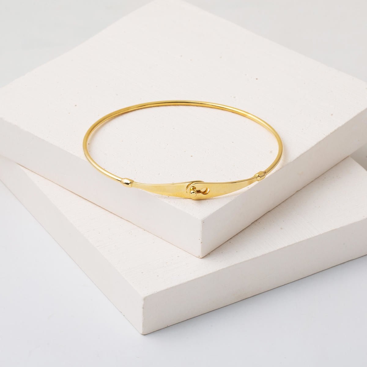 14K Yellow Gold Wishbone Thin Hinged Cuff Bangle