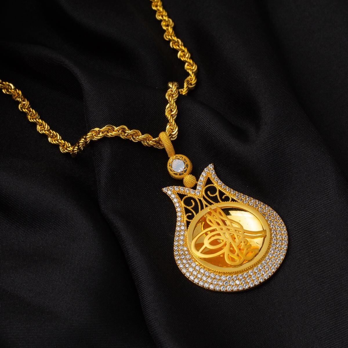 14K Yellow Gold Tulip Ottoman Tughra Quarter Coin Bezel-Set Cubic Zirconia Necklace
