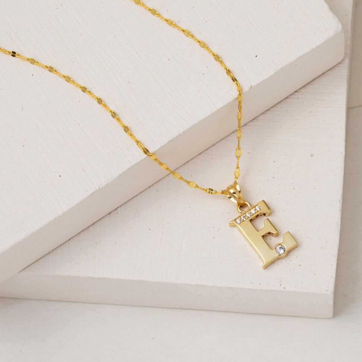 14K Yellow Gold Lettera E Initial Cubic Zirconia Necklace