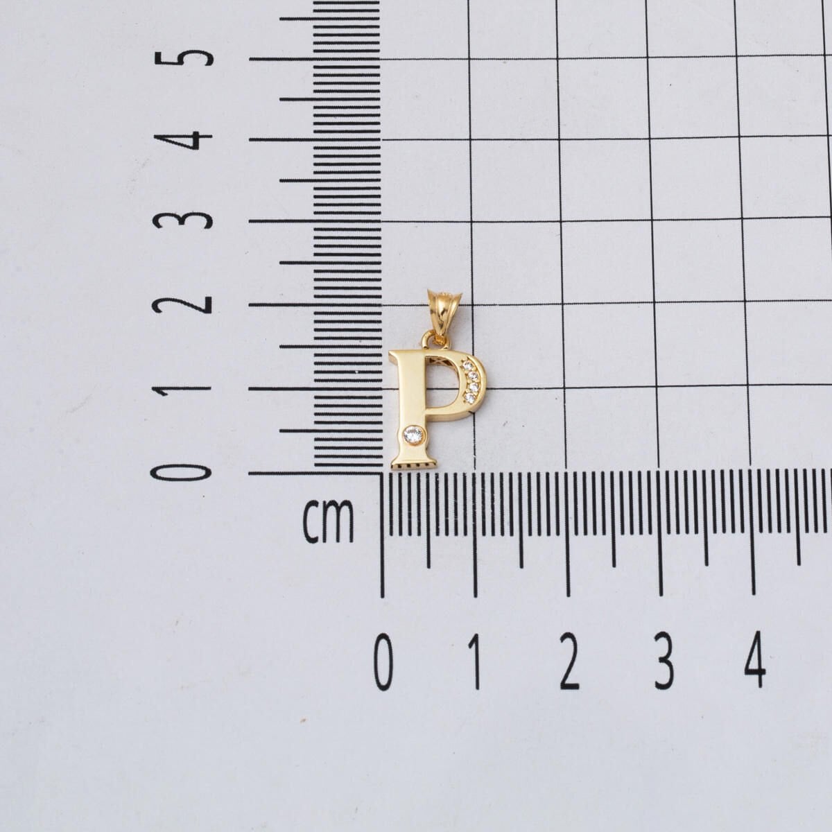 14K Yellow Gold Lettera P Initial Cubic Zirconia Necklace