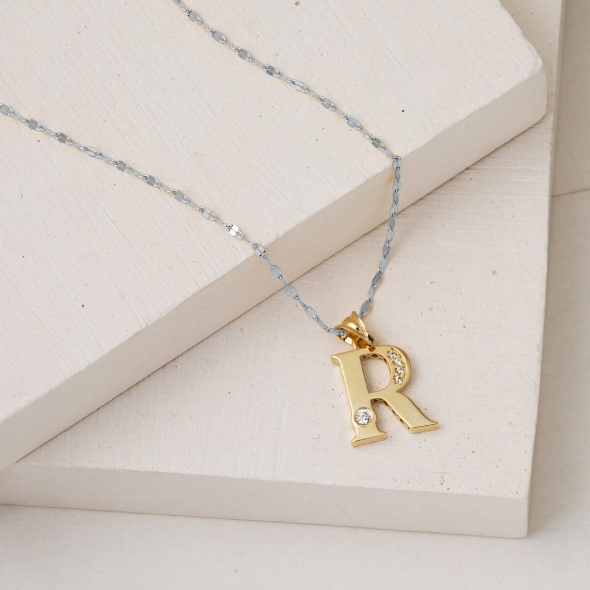 14K Yellow Gold Lettera R Initial Cubic Zirconia Pendant