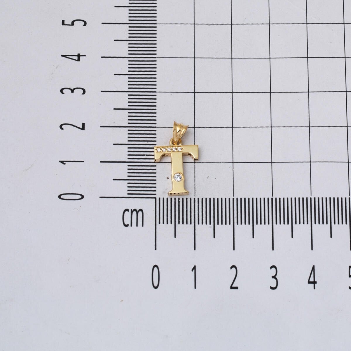 14K Yellow Gold Lettera T Initial Cubic Zirconia Necklace