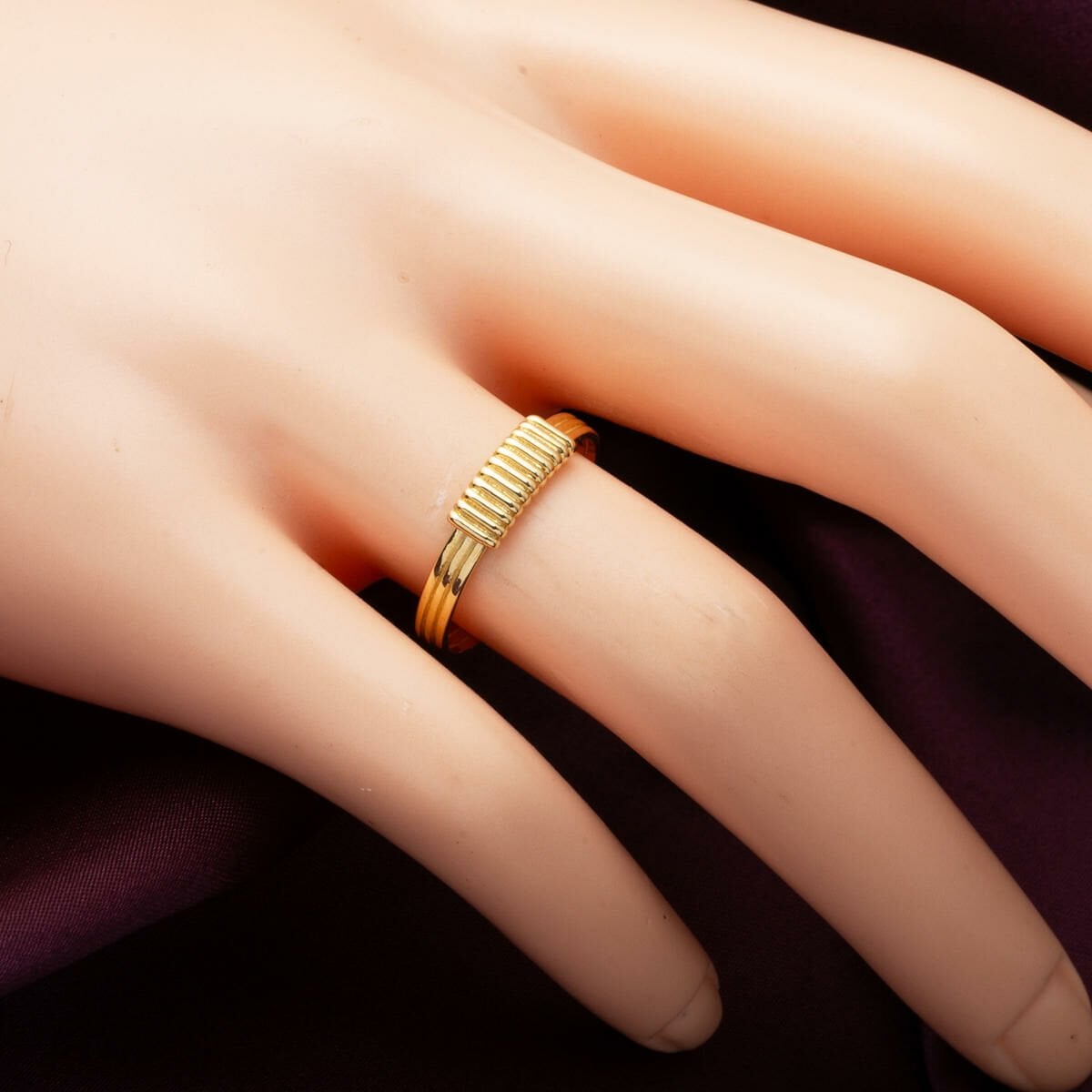 14K Yellow Gold Magne Minimalist Ring