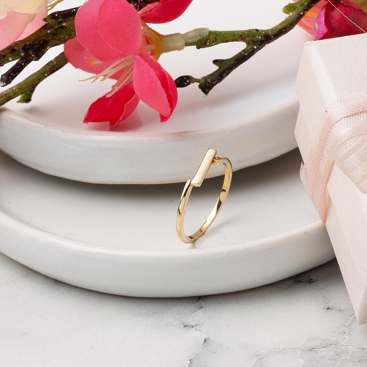 14K Yellow Gold Minimalist Bar Ring