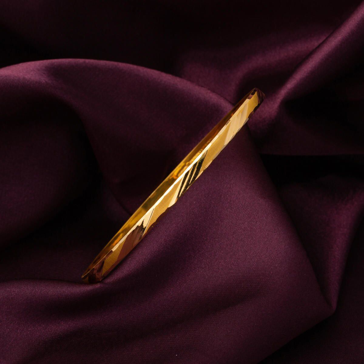 22K Yellow Gold Meltem Gift Bangle