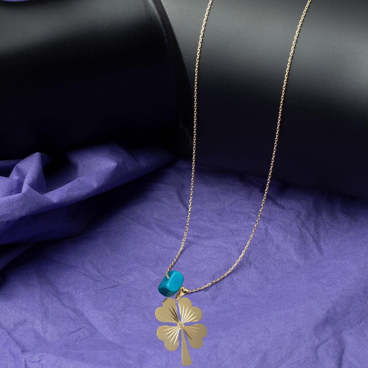 14K Yellow Gold Mini Clover Necklace