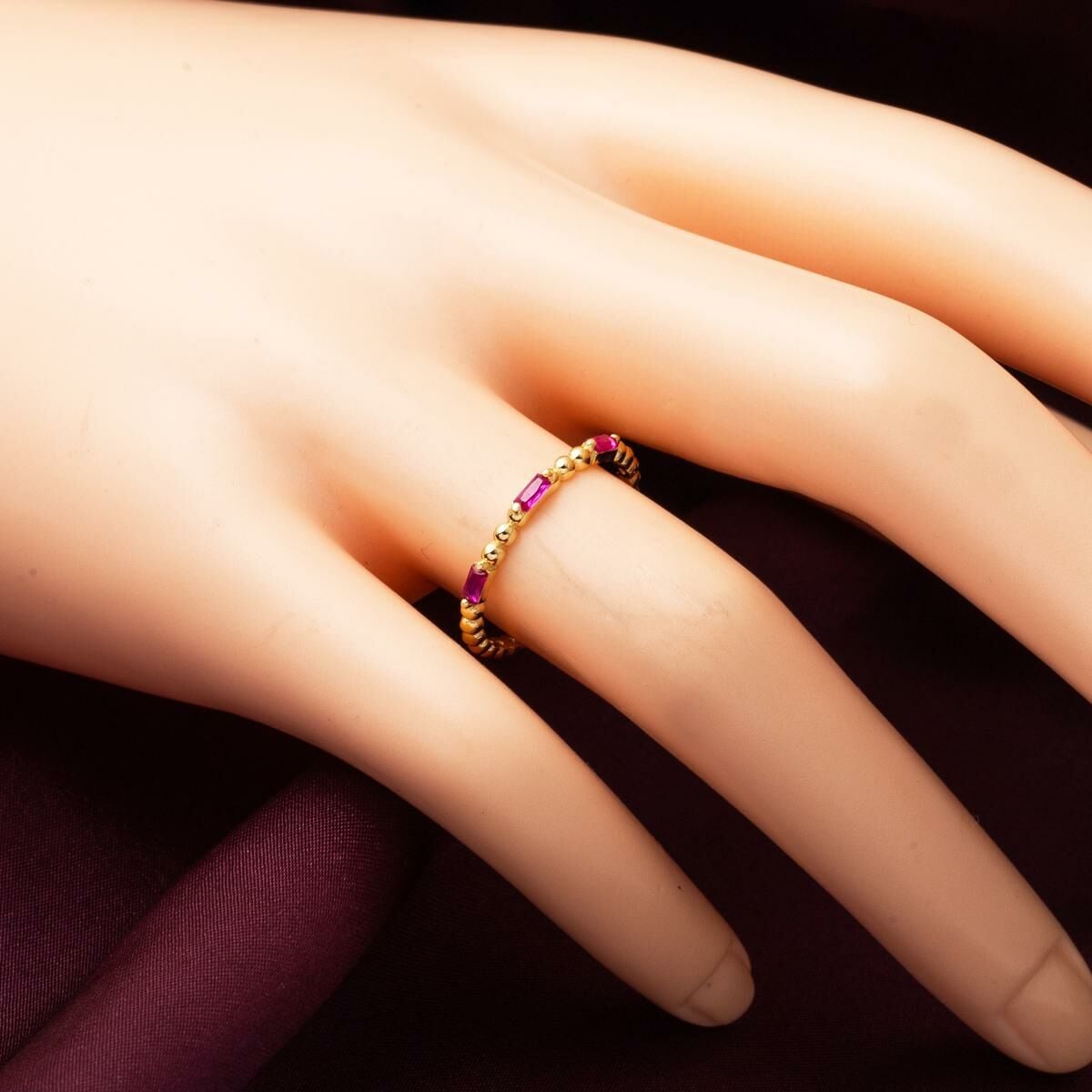 14K Yellow Gold Minimalist Baguette Cubic Zirconia Ring (1.23 g)