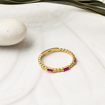 14K Yellow Gold Minimalist Baguette Cubic Zirconia Ring (1.23 g)