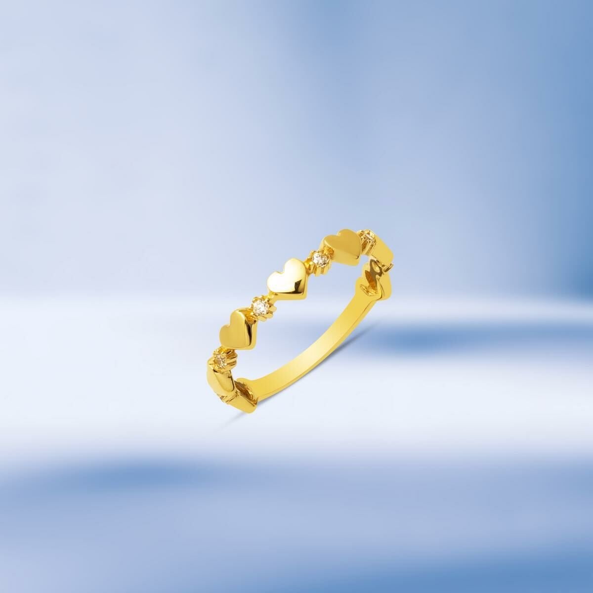 14K Yellow Gold Minimalist Heart Cubic Zirconia Ring (1.73 g)