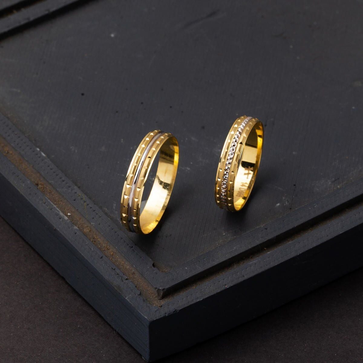 14K Yellow Gold Minimalist Design Thin Men's Wedding Band Ring