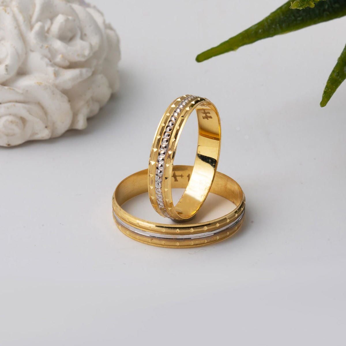 14K Yellow Gold Minimalist Design Thin Men's Wedding Band Ring
