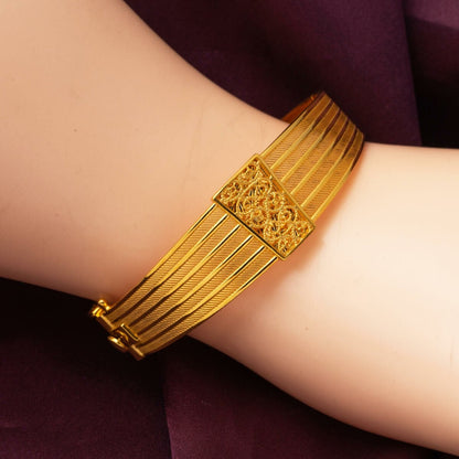 22K Yellow Gold Minimalist Mesh Hinged Cuff Bangle