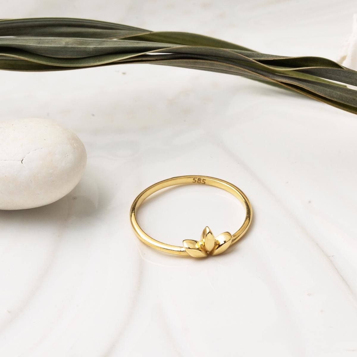 14K Yellow Gold Minimalist Trendy Design Ring