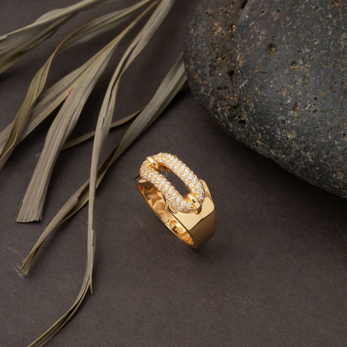 14K Yellow Gold Modern Design Women's Cubic Zirconia Ring