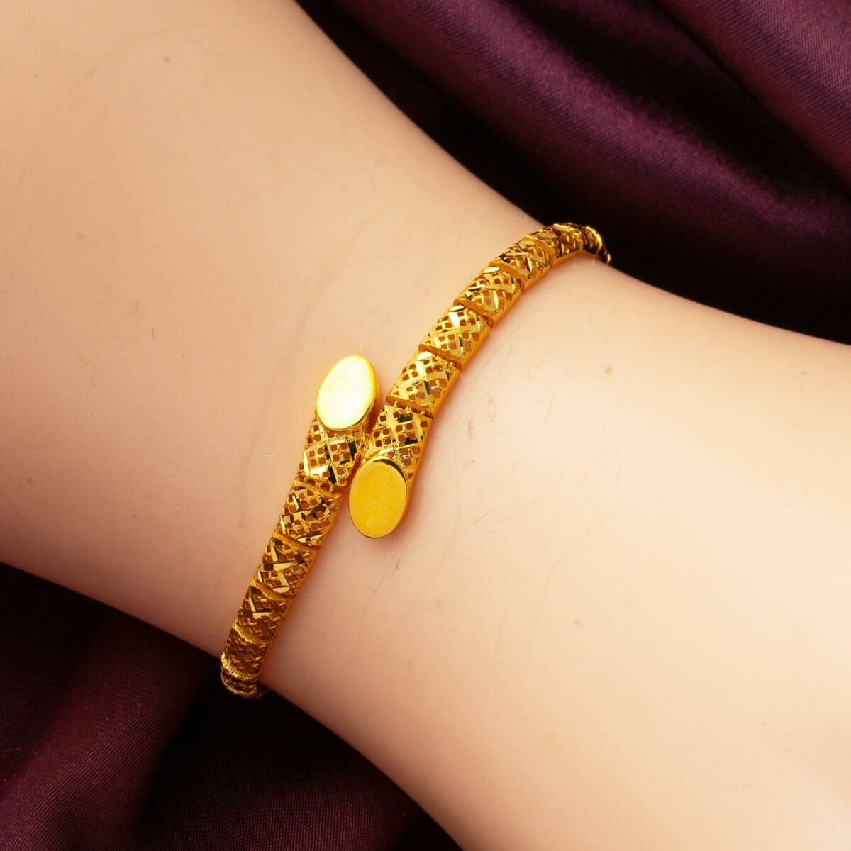 22K Yellow Gold Modern Set