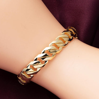 14K Yellow Gold My Favorite Hinged Cuff Bangle