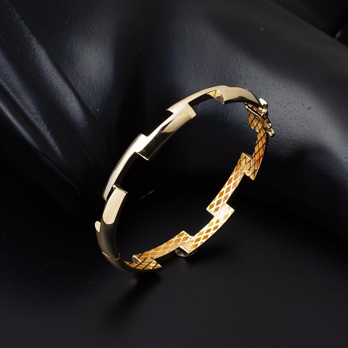14K Yellow Gold My Trendy Hinged Cuff Bangle