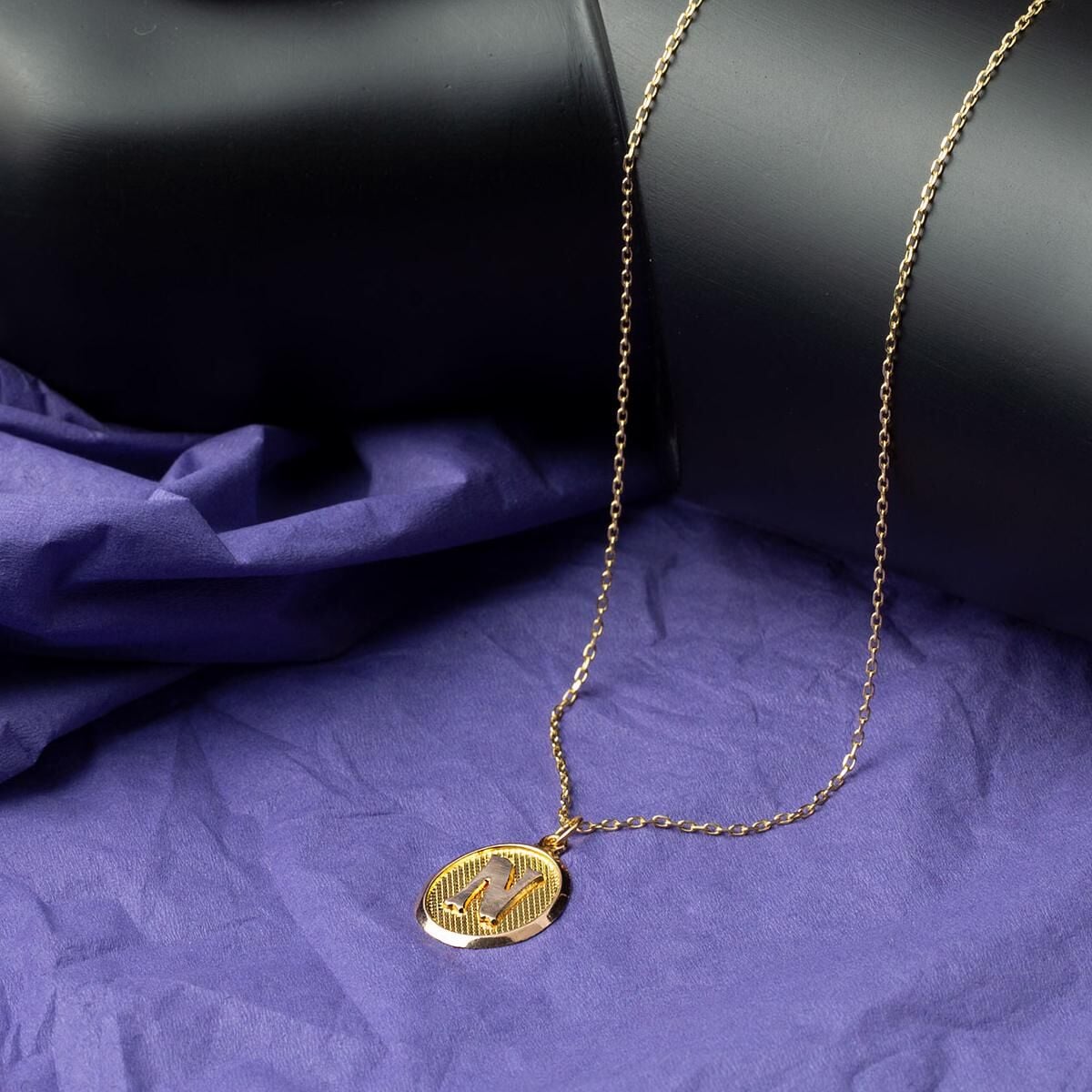 14K Yellow Gold Oval Initial N Necklace