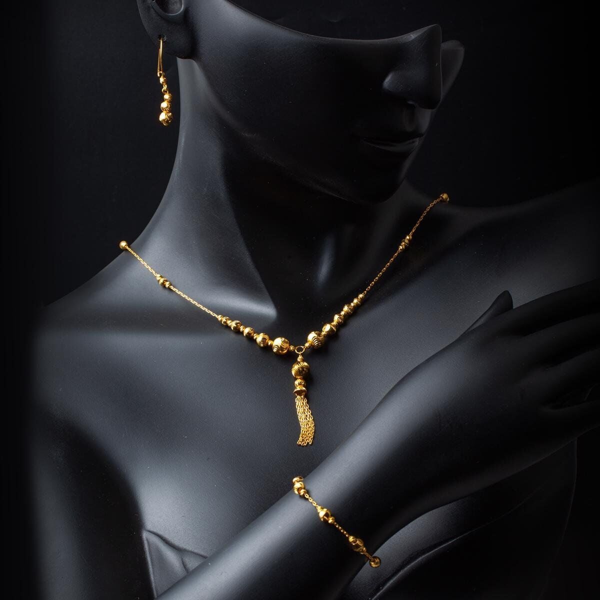 22K Yellow Gold Petite Bead Jewelry Set (19.59 g)
