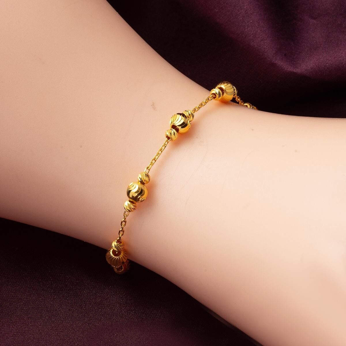 22K Yellow Gold Petite Bead Jewelry Set (19.59 g)