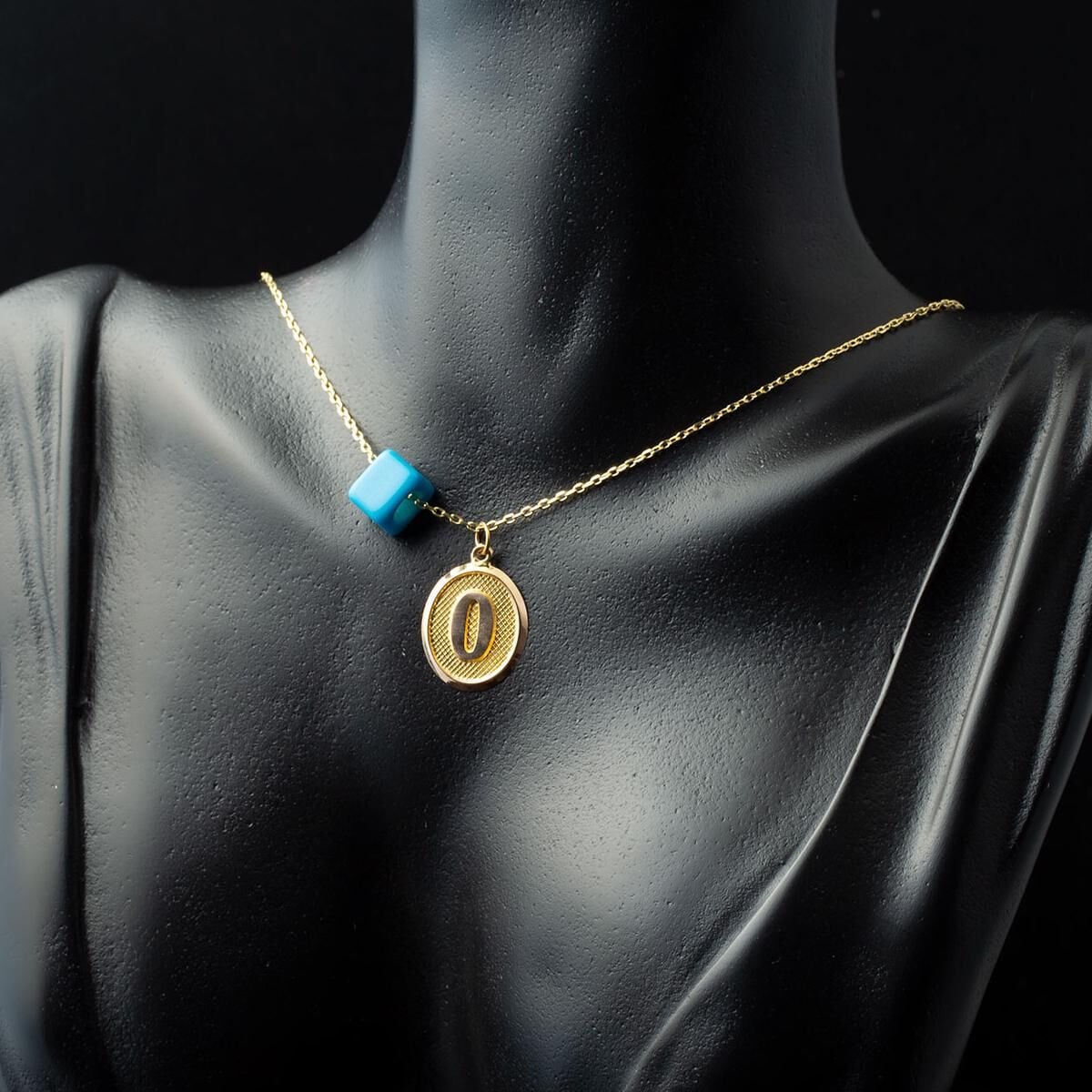 14K Yellow Gold Oval Initial O Necklace