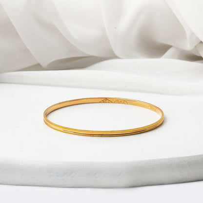 22K Yellow Gold Fluted Bangle (18 g)