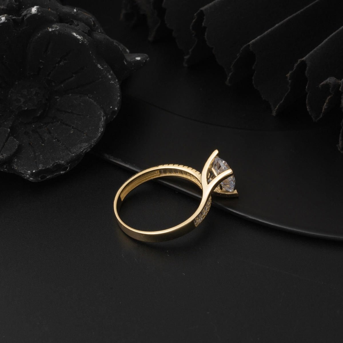 14K Yellow Gold Special Design Solitaire Cubic Zirconia Ring
