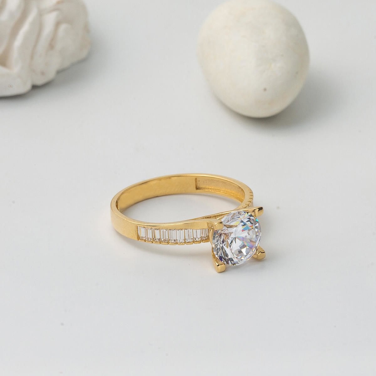 14K Yellow Gold Special Design Solitaire Cubic Zirconia Ring