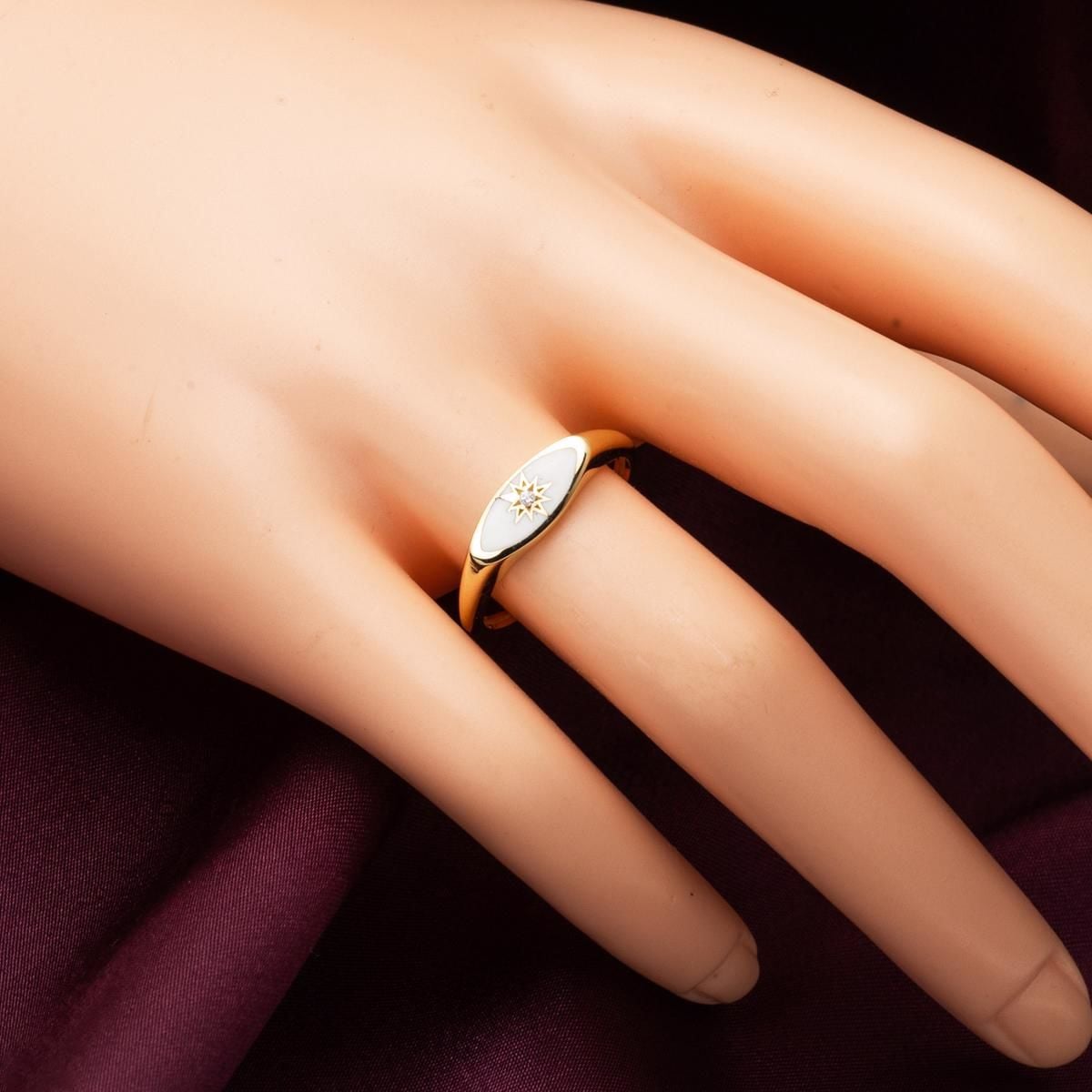 14K Yellow Gold Star Design Enamel Ring (2.29 g)