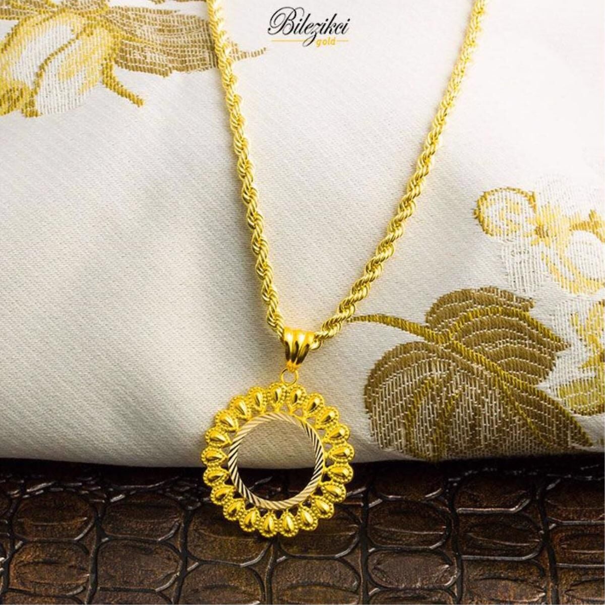 14K Yellow Gold Daisy Half Bezel Pendant