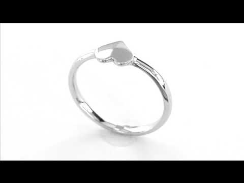 Comparison video showing the different models of watches.